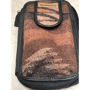 Pendleton ziparound wallet brown wool
